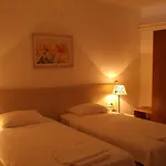 Hotel Mandalya *
