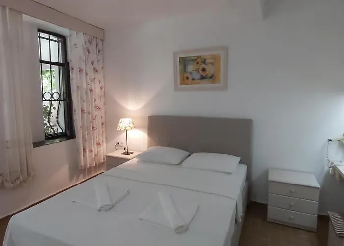 Mandalya Golturkbuku