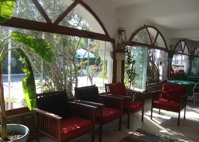 Mandalya Hotel *